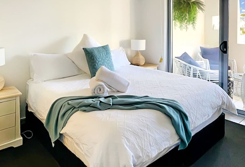 Апартаменты 1 Спальня, Direct Collective Breeze On Brightwater