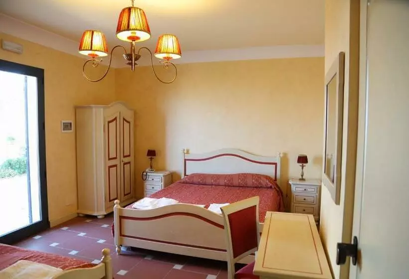 スタンダード４人部屋, Agriturismo Monticelli