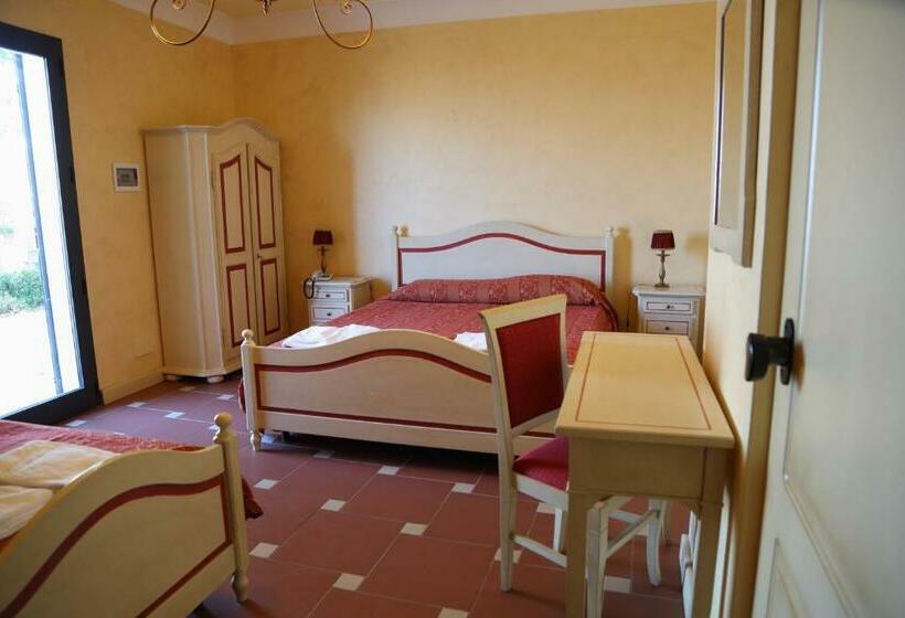 スタンダード４人部屋, Agriturismo Monticelli