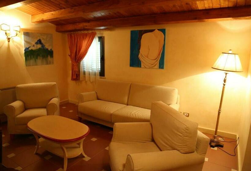 バルコニー付きジュニアスイート, Agriturismo Monticelli