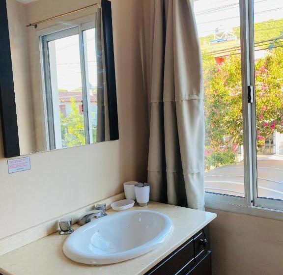 디럭스 스위트, Altas Cumbres