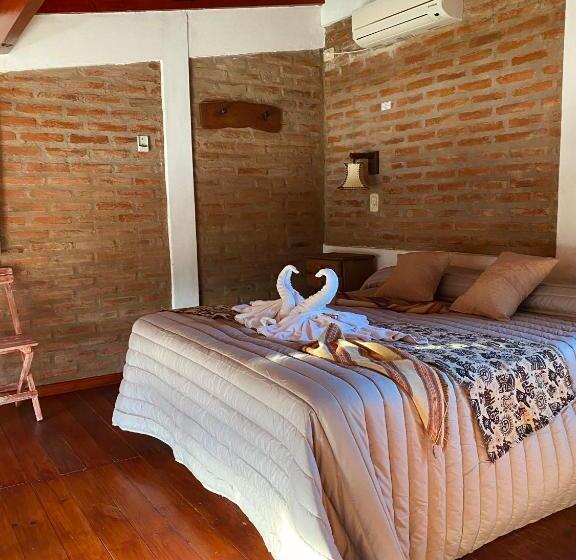 패밀리 방갈로, Altas Cumbres