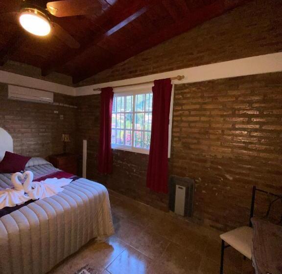 디럭스 룸, Altas Cumbres