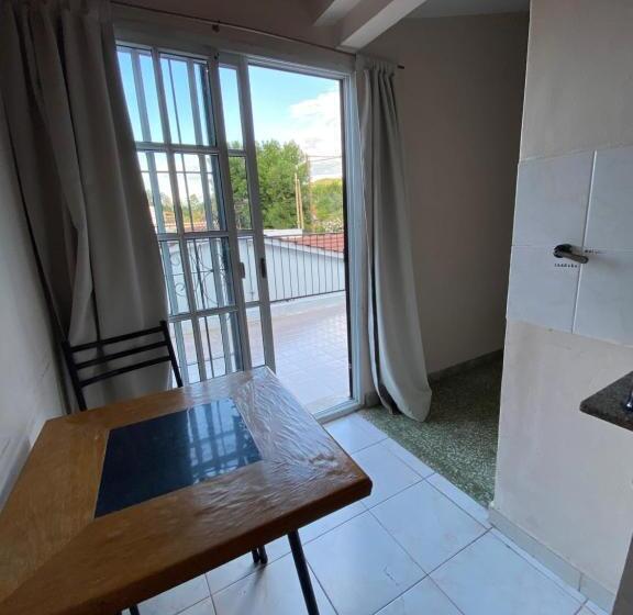 침실 2개 아파트, Altas Cumbres