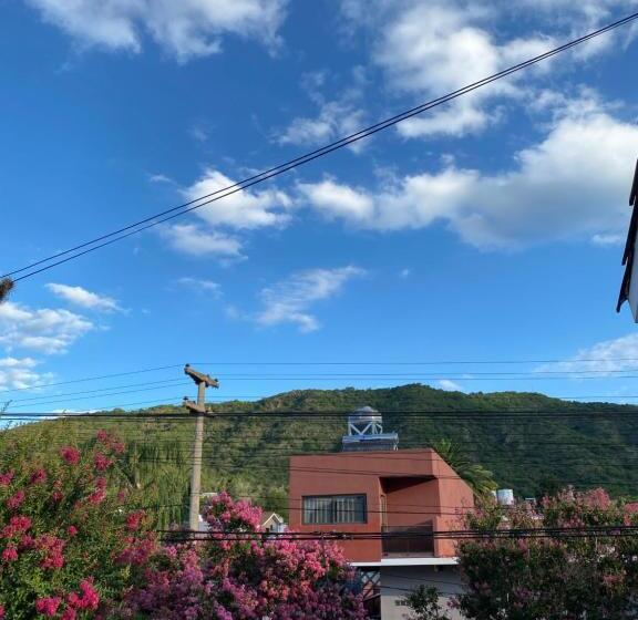 침실 2개 아파트, Altas Cumbres