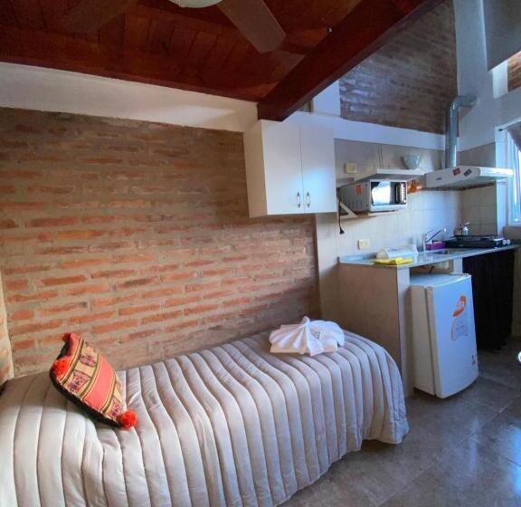 패밀리 방갈로, Altas Cumbres