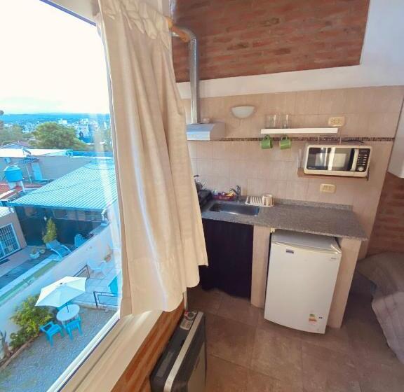 패밀리 방갈로, Altas Cumbres