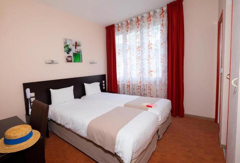 패밀리 룸, Logis Hôtel Restaurant De France