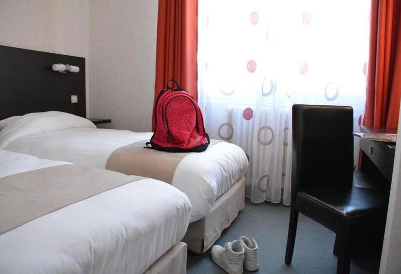 4인용 스탠다드 룸, Logis Hôtel Restaurant De France