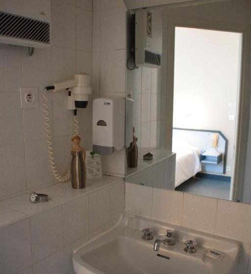 이코노미 싱글 룸, Logis Hôtel Restaurant De France