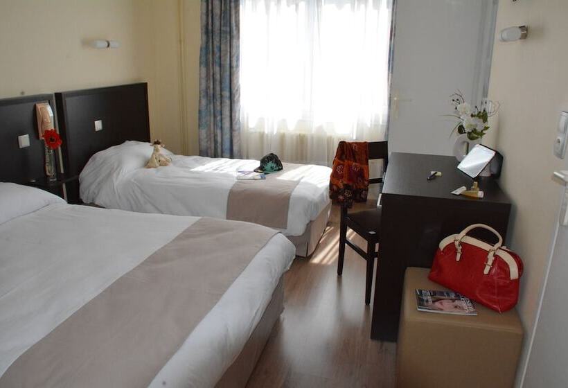 스탠다드 트리플 룸, Logis Hôtel Restaurant De France