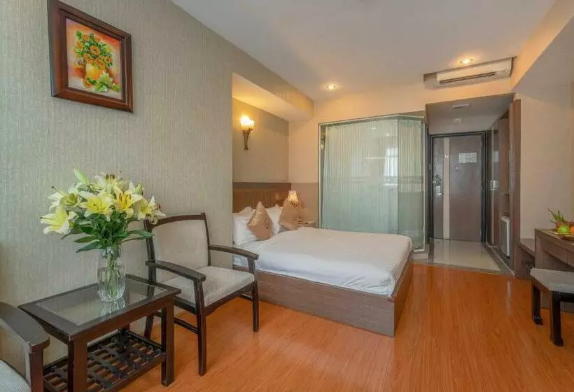 اتاق سوپریور با چشمانداز شهر, Eden Plaza Danang