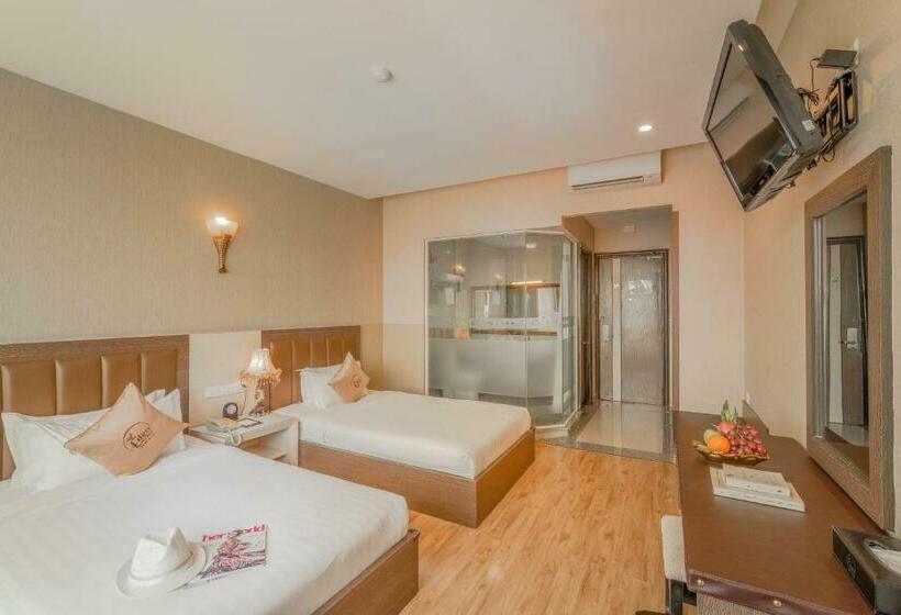 اتاق سوپریور با چشمانداز شهر, Eden Plaza Danang