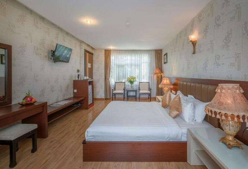 اتاق پریمیوم با بالکن, Eden Plaza Danang