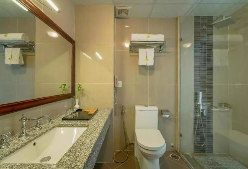 اتاق لوکس, Eden Plaza Danang