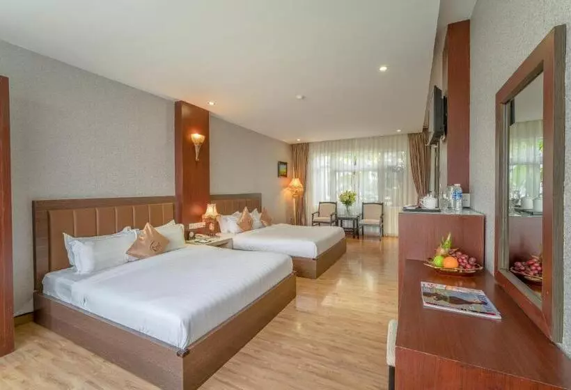 اتاق پریمیوم با بالکن, Eden Plaza Danang