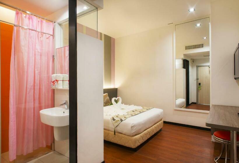 חדר דלוקס, Yan