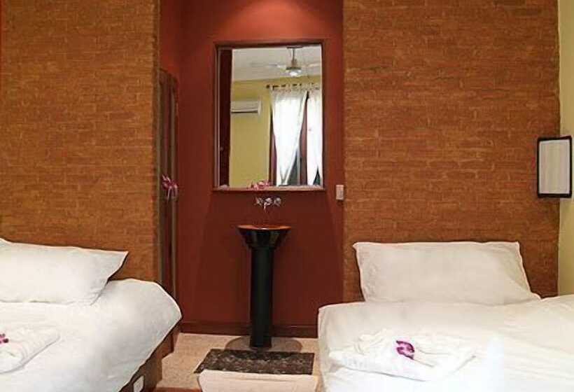 חדר סטנדרט, Inthira Thakhek