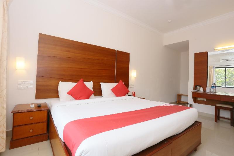 חדר סטנדרט, Inthira Thakhek