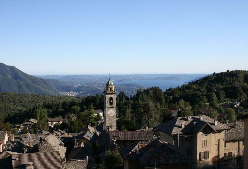 غرفة قياسية ثلاثية, Moderno