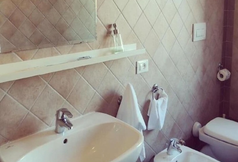 חדר סטנדרט לשלושה, Osteria Della Posta