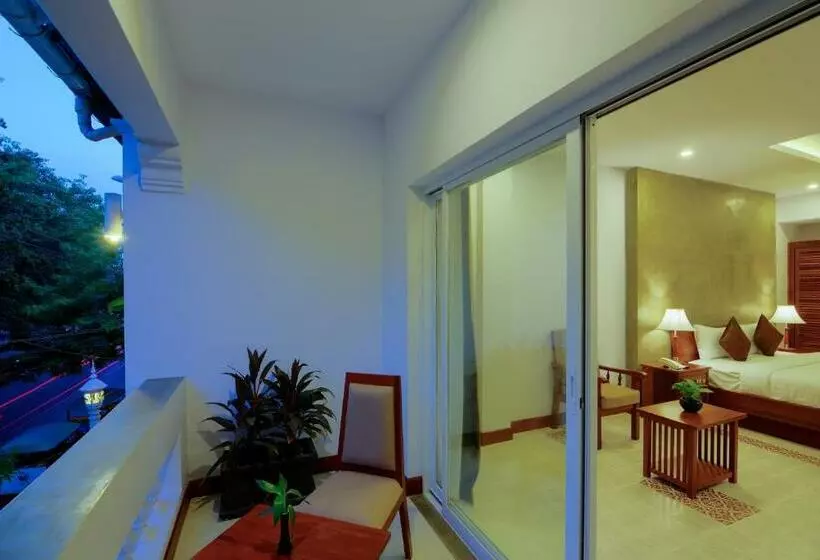 シティビューのデラックスルーム, Shadow Angkor Residence