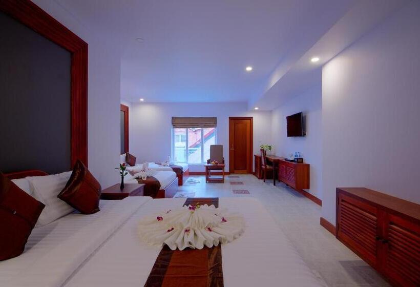 اتاق خانوادگی, Shadow Angkor Residence