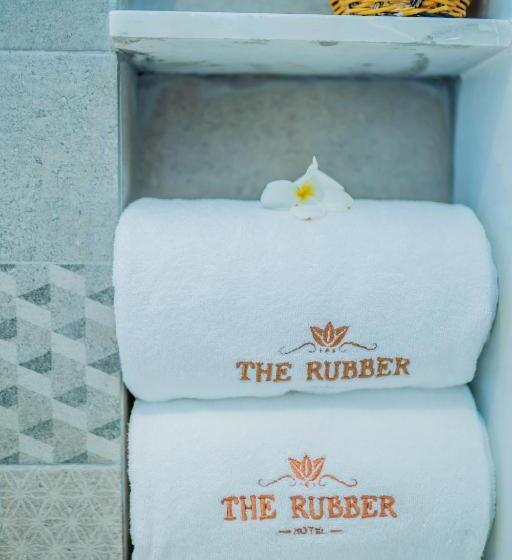 اتاق سوپریور خانوادگی, The Rubber Hotel Phuket