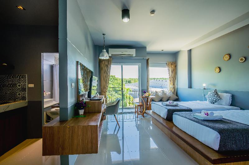 اتاق لوکس سه تخته, The Rubber Hotel Phuket