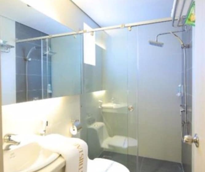 اتاق سوپریور, Tristar