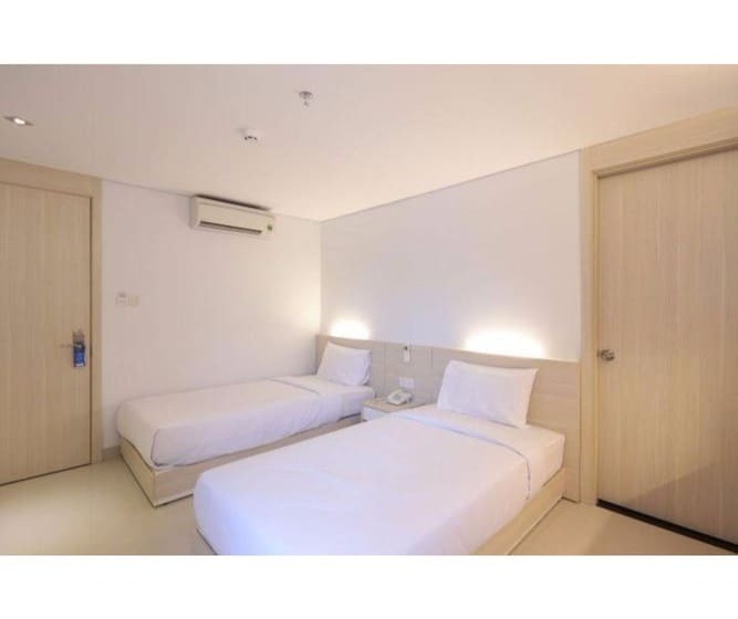 اتاق سوپریور, Tristar