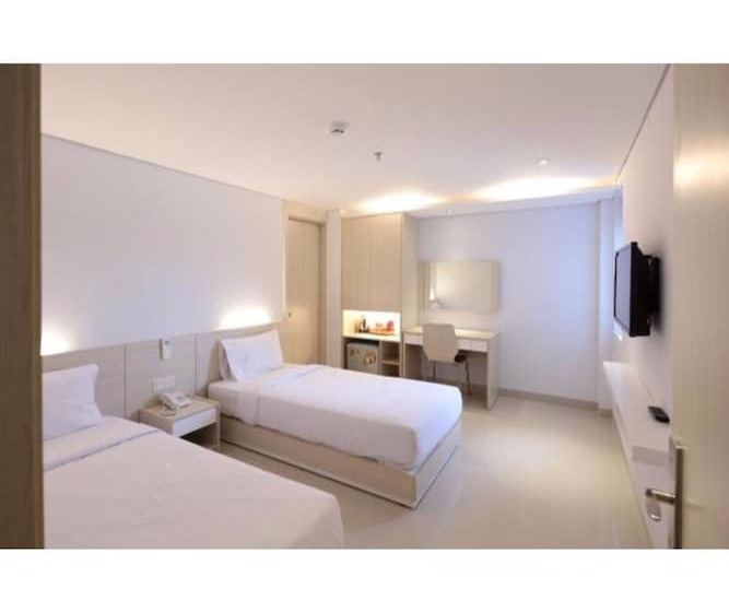 اتاق سوپریور, Tristar