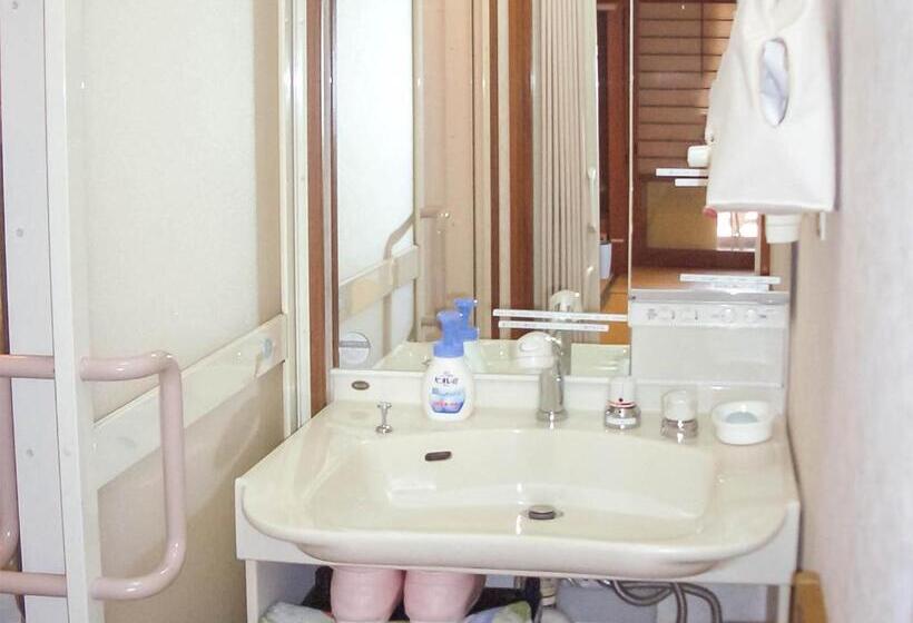 Дом 1 Спальня, Guest House An