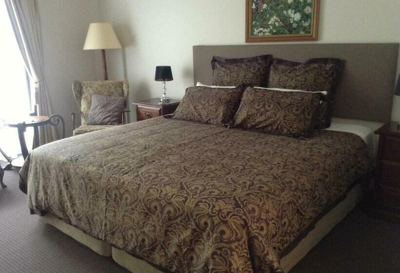 스탠다드 룸 킹사이즈 침대, The Noble Grape Guesthouse