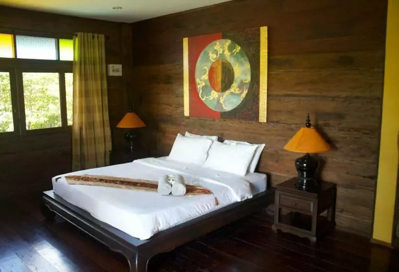 Superior-villa 1 Makuuhuone, Baan Chai Thung Resort