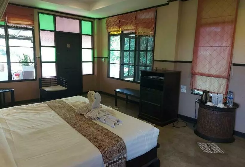Villa 1 Makuuhuone, Baan Chai Thung Resort