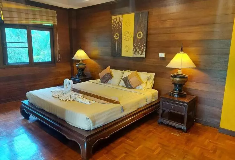 Superior-villa 1 Makuuhuone, Baan Chai Thung Resort