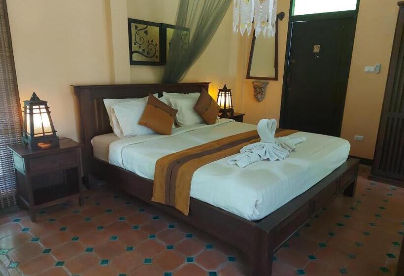 ویلای 2 خوابه, Baan Chai Thung Resort