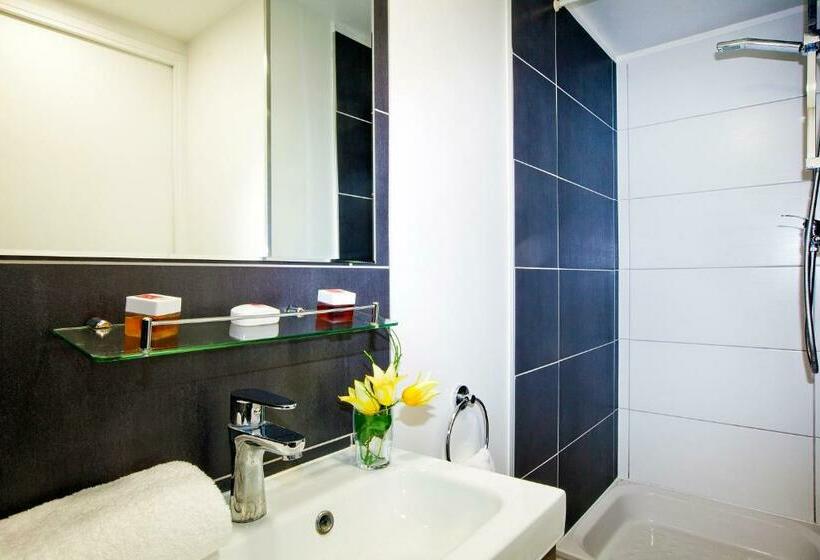 スタンダードスタジオ, Séjours & Affaires Pantin Charles De Gaulle