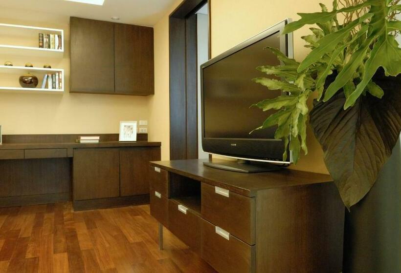 חדר סטודיו סטנדרד, The Narathiwas Hotel & Residence Sathorn Bangkok