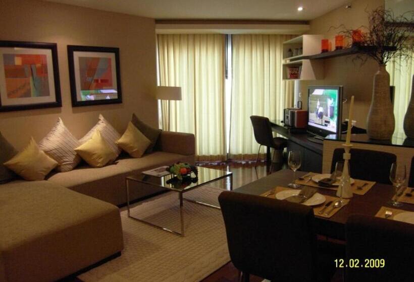 סוויטה משפחתית, The Narathiwas Hotel & Residence Sathorn Bangkok