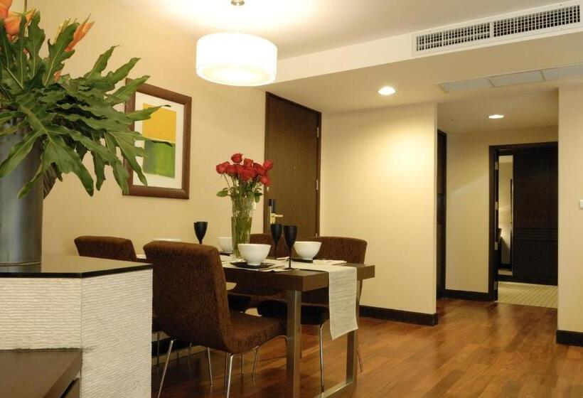 סוויטה משפחתית, The Narathiwas Hotel & Residence Sathorn Bangkok