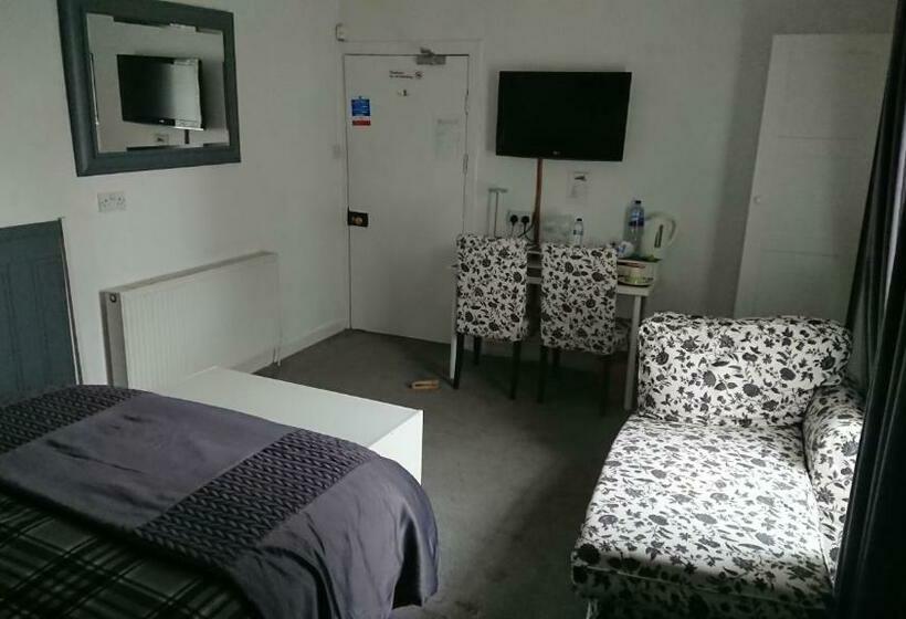 스탠다드 룸, Nethermains House