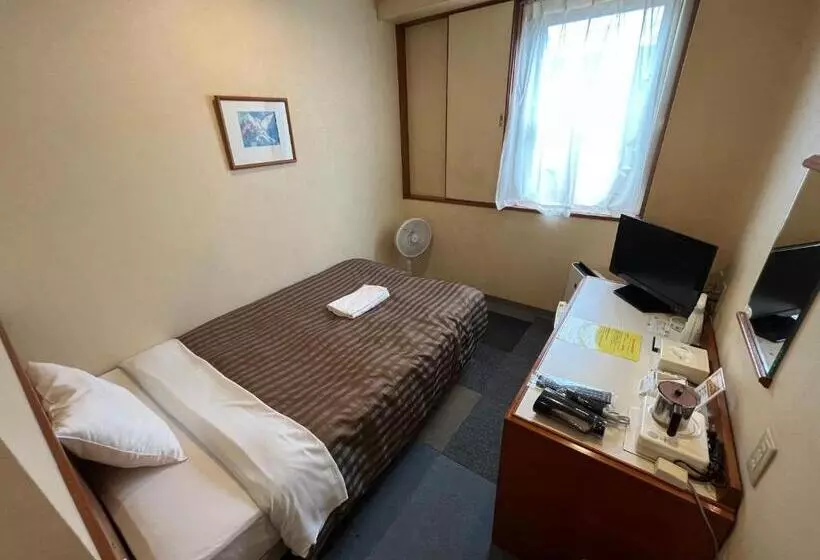 ダブルベッドのベーシックルーム, Axia Inn Kushiro