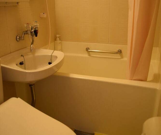 חדר אקונומי, Axia Inn Kushiro