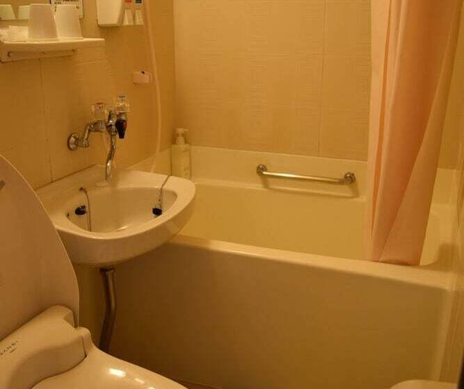 اتاق اکونومی, Axia Inn Kushiro