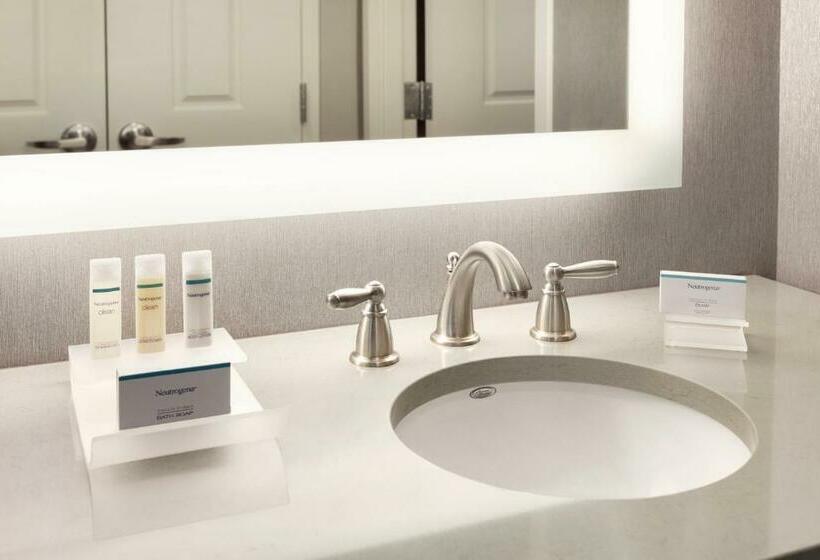 Студио Стандарт Кровать Кинг, Homewood Suites By Hilton Syracuse  Carrier Circle