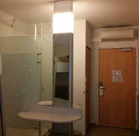 스탠다드 트리플 룸, Ibis Budget Saintmaximin