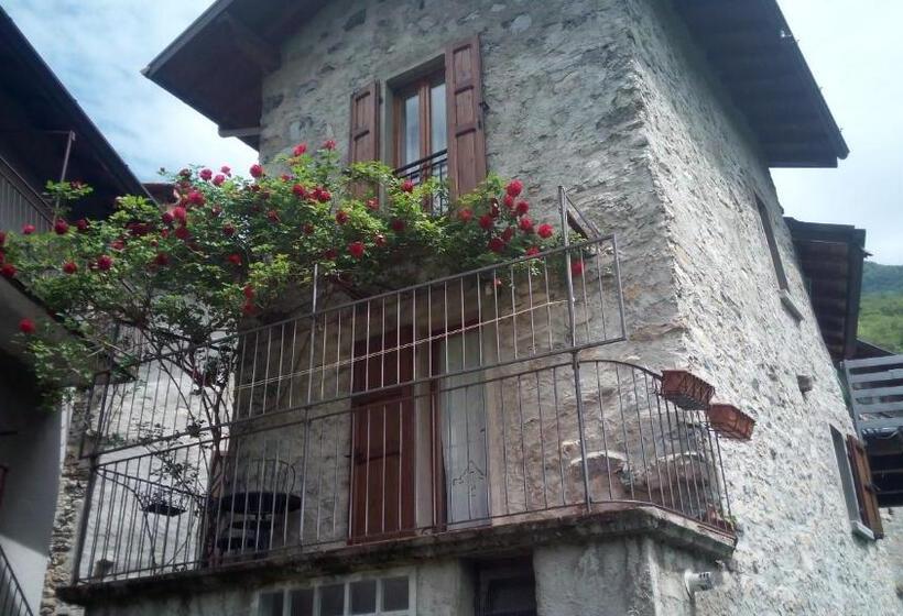 1 Bedroom Apartment Lake View, La Turr De Mezz