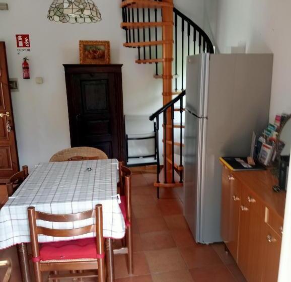 1 Bedroom Apartment Lake View, La Turr De Mezz